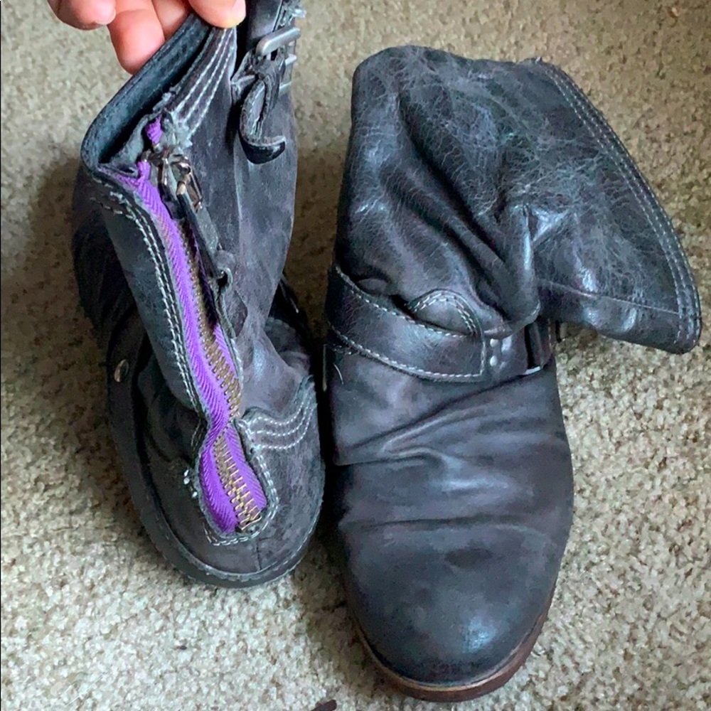 Relic black booties ( Steve Madden ) OBO